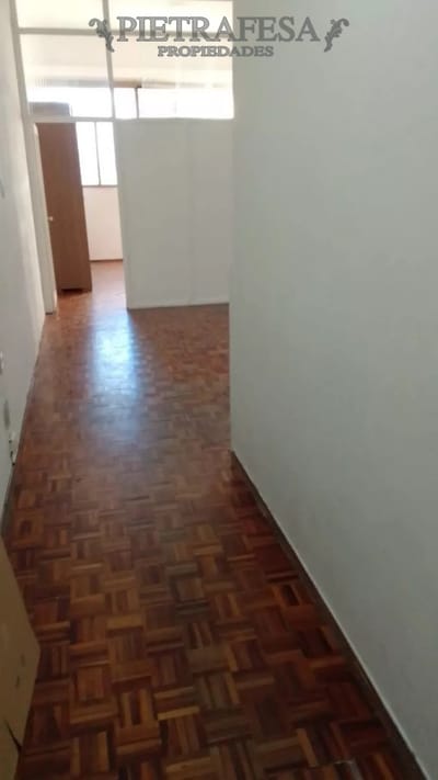 Oficina en venta con renta-Centro