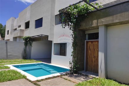 Casa en venta a 10 minutos del shopping del Sol