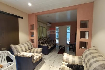 EN VENTA HERMOSA PROPIEDAD EN LAURELTY LUQUE 