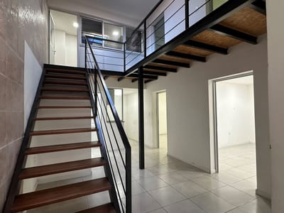 Venta Oficinas en Tres Cruces-Cordón