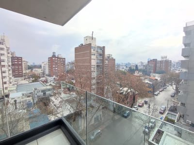 Vistas Infinitas: Un Oasis de Lujo y Tranquilidad