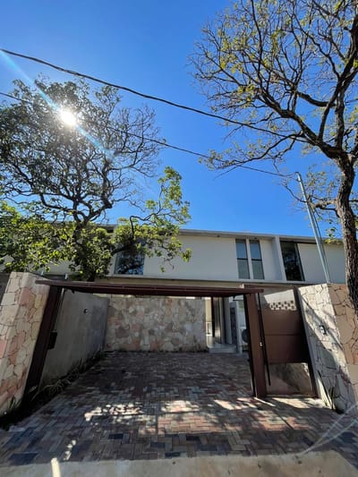 VENDO DUPLEX EN POZO EN LUQUE - BARRIO AMERICA