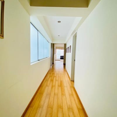VENDO DPTO PRIMER PISO IDEAL GENTE MAYOR CHACARILLA
