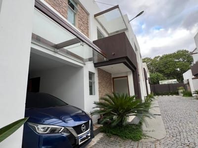 ALQUILO CASA EN CONDOMINIO EN BARRIO ITA ENRAMADA