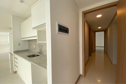 Oficina-Venta-Avenida Aviadores del Chaco 3207, Salvador del Mundo, Asunción