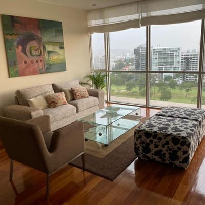 Lindo Flat m con Vista al Golf en San Isidro