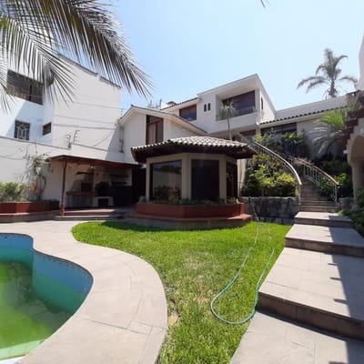 Casa Venta Calle Los Cipreses Urb Valle Hermoso m  Surco