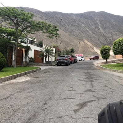 TERRENO AMPLIO  m EN CALLE LA PRADERA LA MOLINA