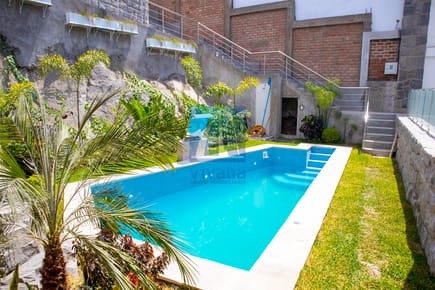 Casa En Venta En La Molina | 1,580 M² | Condominio Privado 