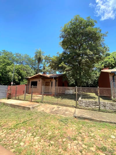 Vendo Casa Luque  Barrio Marin Ka'aguy. A 700m de Ruta D012 Vergel Luqueño