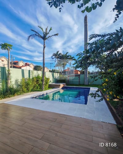 EN VENTA HERMOSA CASA CON PISCINA EN FERNANDO DE LA MORA ZONA NORTE 