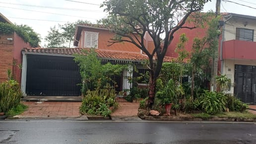 En Venta – Linda Casa En Las Lomas | Zona Casa Rica Molas López