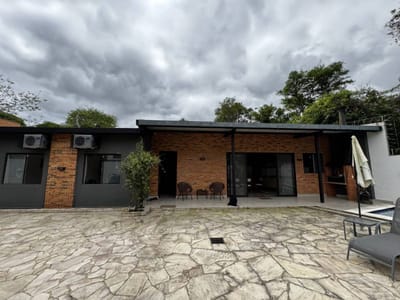 Casa en Venta 3 dormitorios - San Bernardino, Cordillera