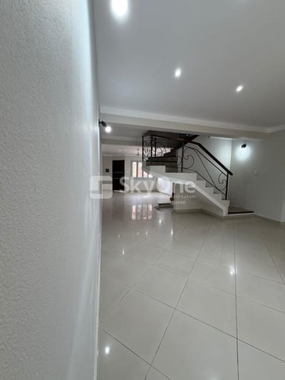 Duplex en Villa Morra en Alquiler