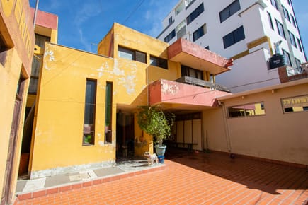 CASA EN VENTA EN LA RECOLETA / COCHABAMBA