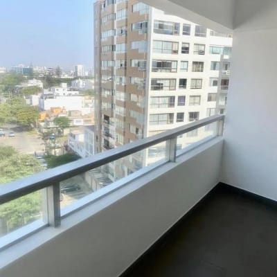 Oportunidad  Lindo Departamento en Lmite Miraflores