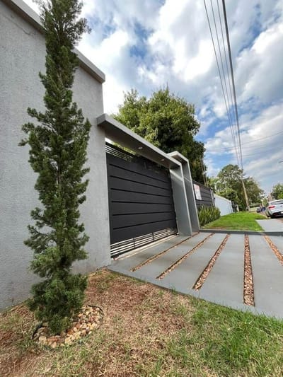 EN VENTA CASA  AMOBLADA HERNANDARIAS AREA 6 TITULADO