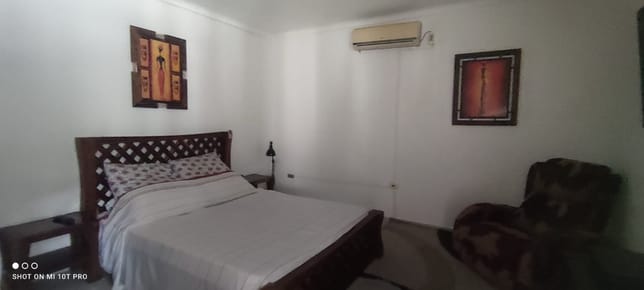 Amplia Casa en VENTA