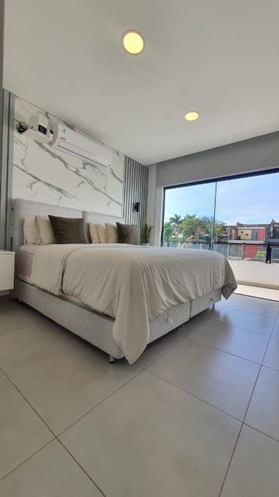 EN VENTA EXCLUSIVA CASA EN FDO DE LA MORA ZONA NORTE