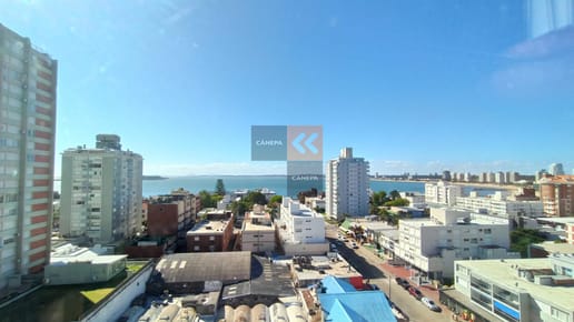 Apartamento en venta en Punta del Este - Península Ref. 5458