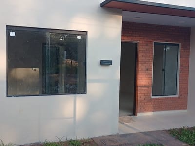 CHALET A ESTRENAR DE 2 DORMITORIOS EN SAN LORENZO