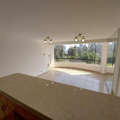 Departamento en Alquiler frente a parque