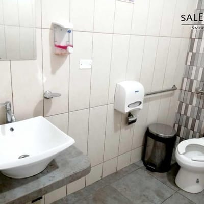 CLÍNICA EN VENTA URB. SANTA ISABEL - PIURA