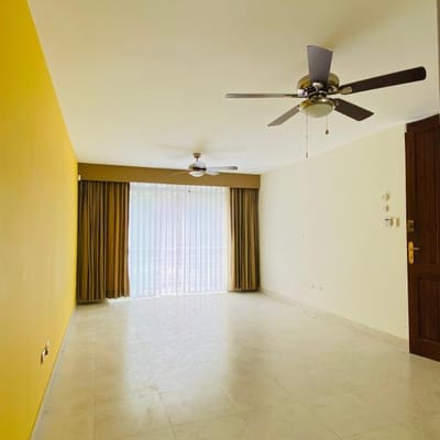 AMPLIO DPTO. EN  VENTA- URB. MIRAFLORES -PIURA