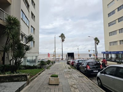 ALQUILER APTO POCITOS CON MUEBLES 2 DORM - GGE