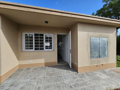 VENTA CASA PARQUE RIVERA -1 DORM - PATIO - PARRILLERO - COCHERA