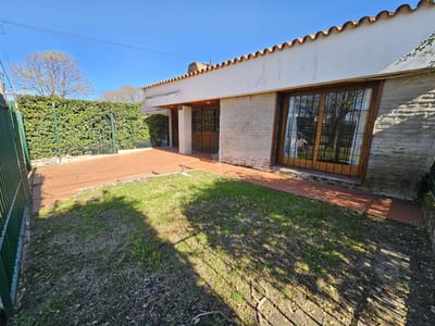 VENTA CASA P. GORDA 3 DORM 3 BAÑOS - FONDO - PISCINA - 2 COCHERAS