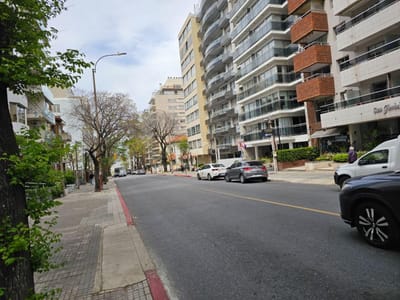 VENTA MONOAMBIENTE P. CARRETAS CON GARAJE