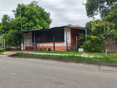 Vendo Casa en San Antonio + Tinglado
