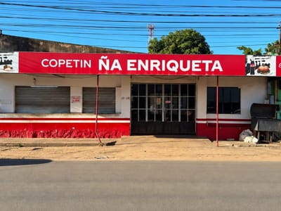 VENDO CASA CON SALÓN COMERCIAL EN BARRIO SANTA MARIA!!!!ASUNCION!!