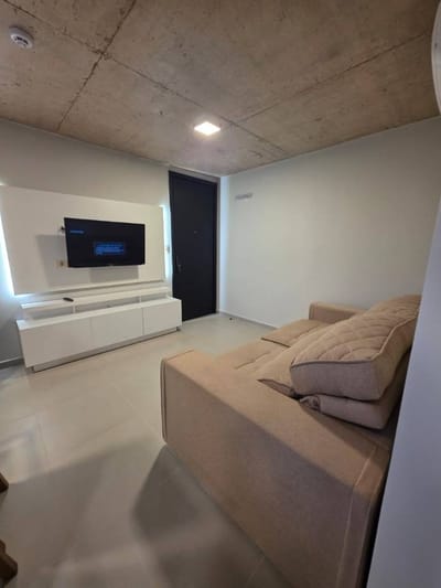 ALQUILO DEPTO DE 2 HAB AMOBLADO EN EDIFICIO INSIGNIA 6 