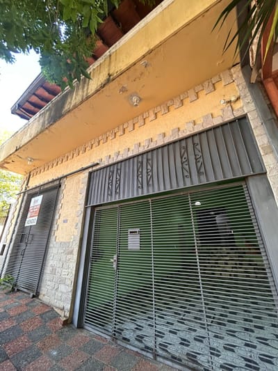 PROPIEDAD DE GRAN POTENCIAL – VIVIENDA + OPCIÓN COMERCIAL 