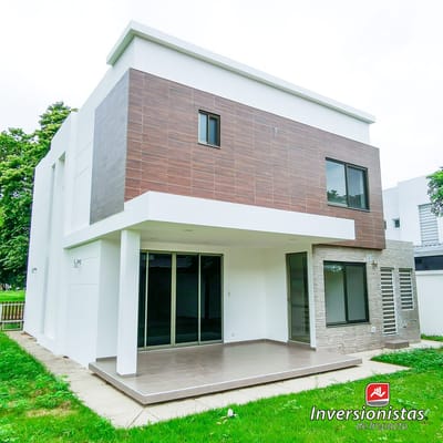 CASA EN VENTA ZONA NORTE