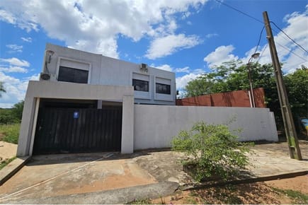Casa - Venta - Ñemby, Paraguay