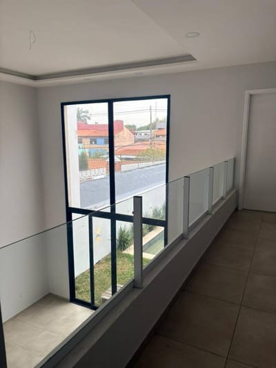 Dúplex de lujo en Jardín de Oro- Luque.