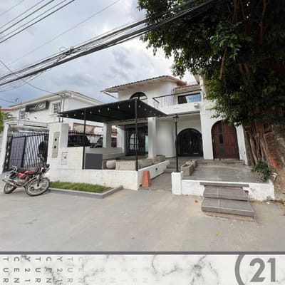 CASA COMERCIAL EN ALQUILER EN EQUIPETROL AV. SAN MARTIN