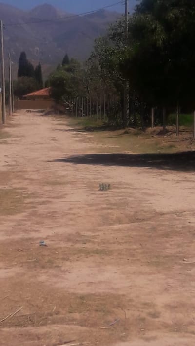 lote en venta en sipe sipe  a dos cuadras del balneario "EL VERGEL"  