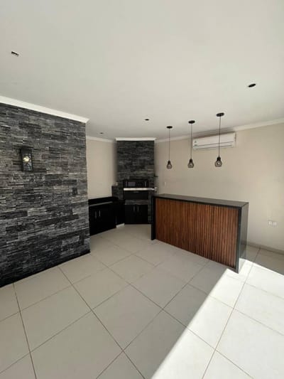 Venta de casa refaccionada a nueva zona Complejo Santos y Textilia, B°Jara