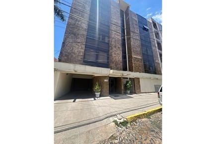 Departamento-Venta-123 8va pyda y Avda Colon, Sajonia, Asunción