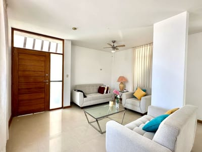 CASA EN VENTA  – URB. LOS COCOS DEL CHIPE-PIURA
