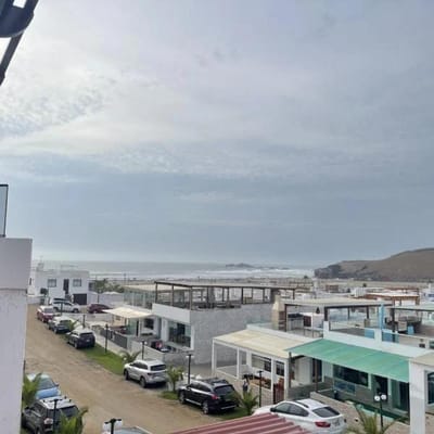 VENDO CASA DE PLAYA CON PISCINA KM PANAMERICANA SUR