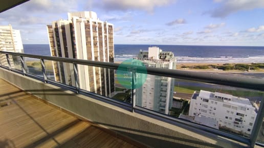 Venta Apto 2D Brava Punta con Amenities prox al mar