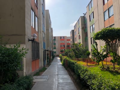 Venta de Departamento en el Agustino (Tottus-Condominio Las Palmeras)