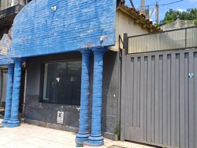 VENDO LOCAL COMERCIAL EN SAN LORENZO