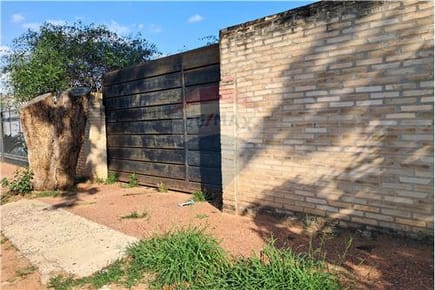VENDO CASA EN LAMBARE BARRIO SAN ANTONIO