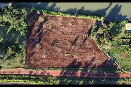 VENDO AMPLIO TERRENO EN CIUDAD DEL ESTE LADO ACARAY 